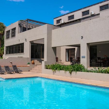 Fair Glen Hotel Kyalami Buitenkant foto