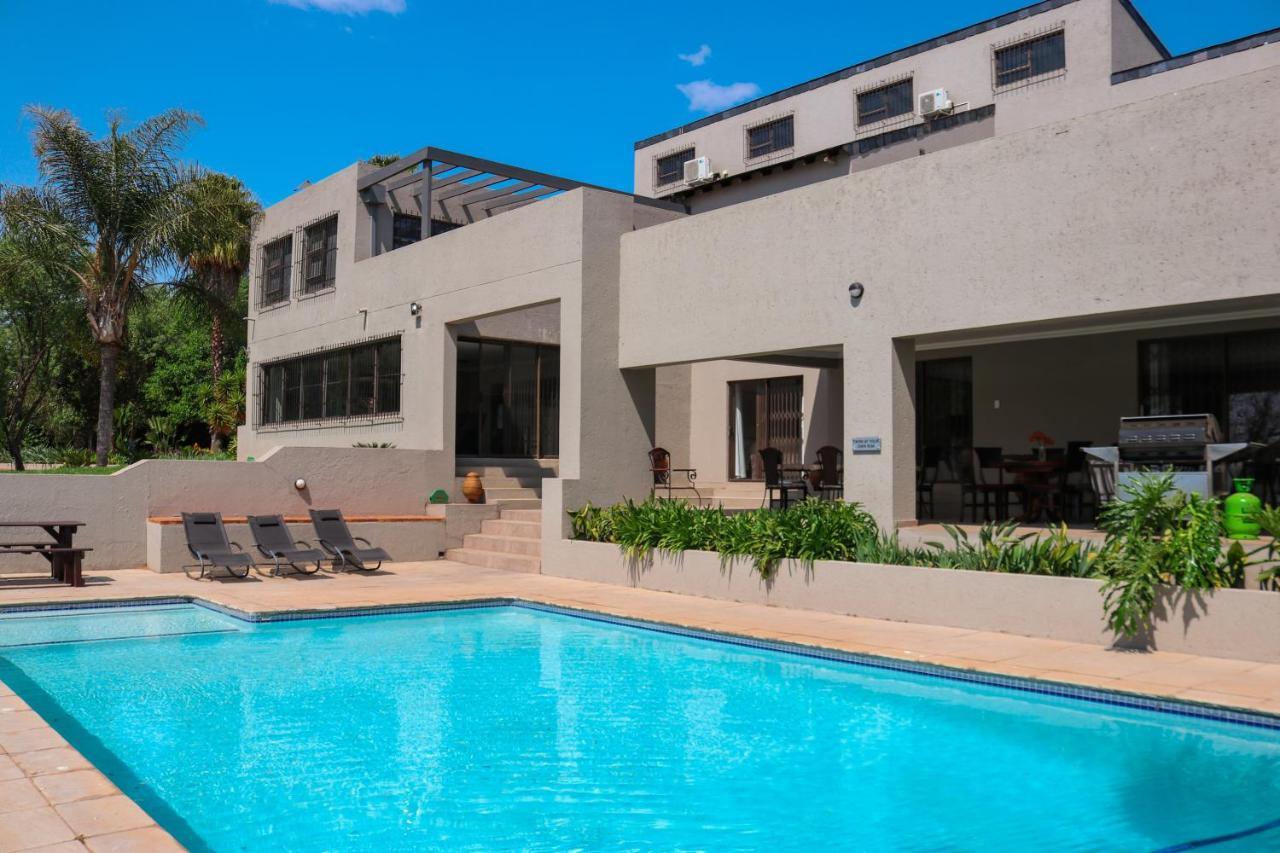Fair Glen Hotel Kyalami Buitenkant foto